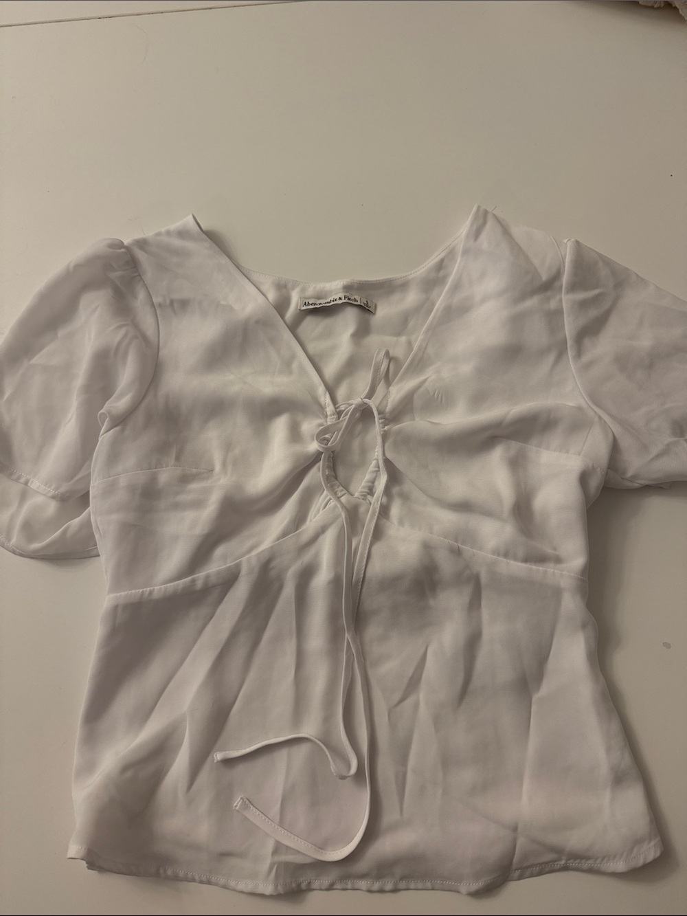 Abercrombie & Fitch White Tie-Front V-Neck Blouse